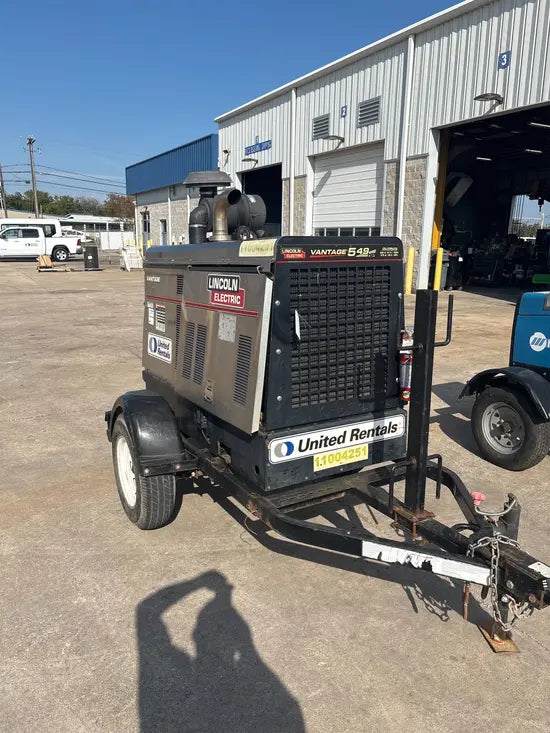 2019 Lincoln Electric VANTAGE 549 Welder