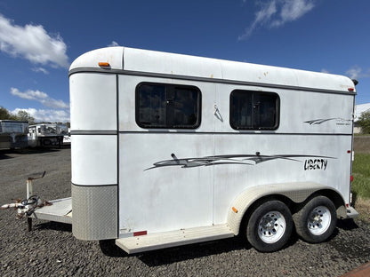 2006 Thuro-Bilt Horse Trailers Liberty 2 H Slant Load