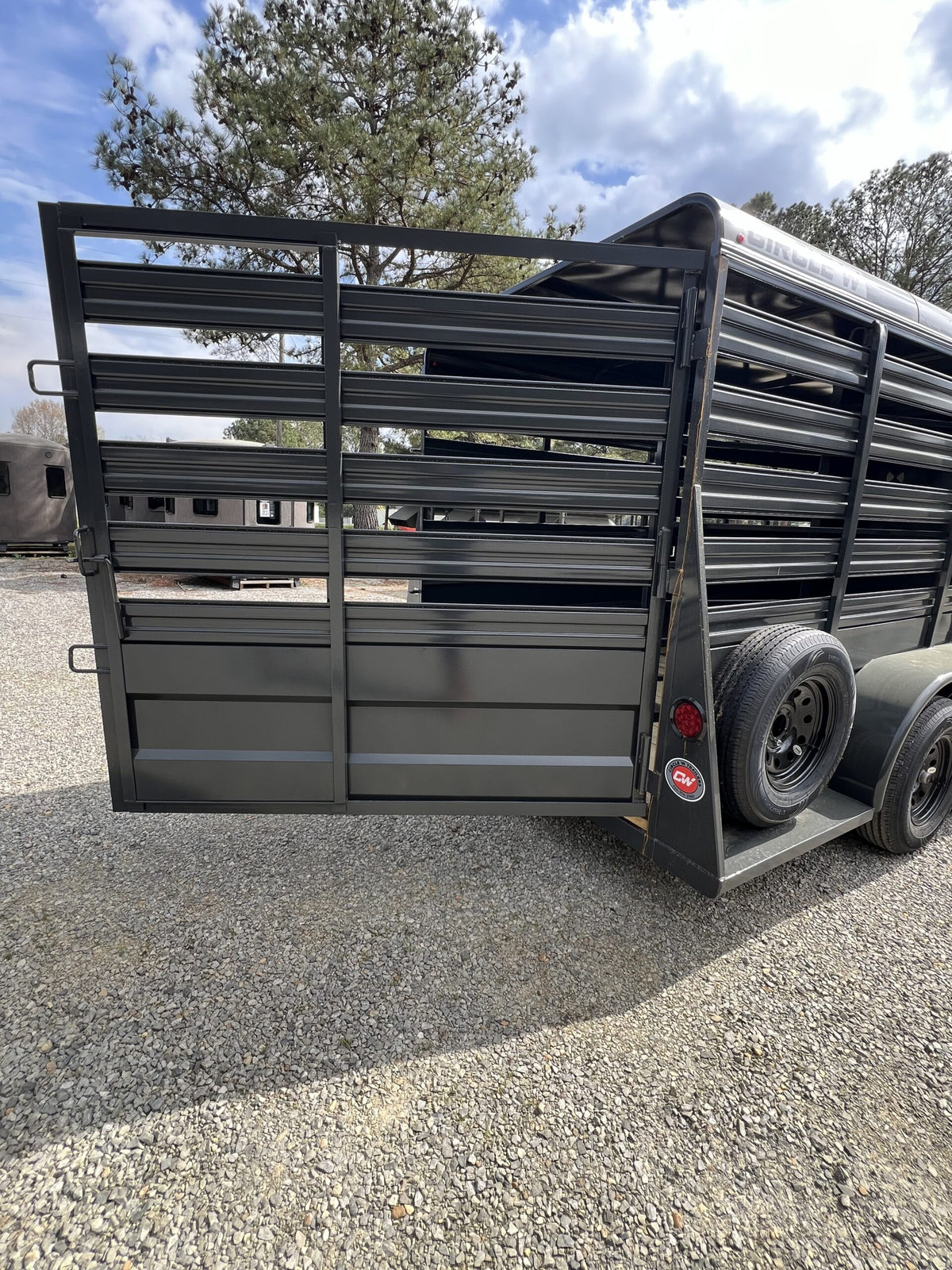 Circle W 6’x16′ Bumper Pull Livestock Trailer
