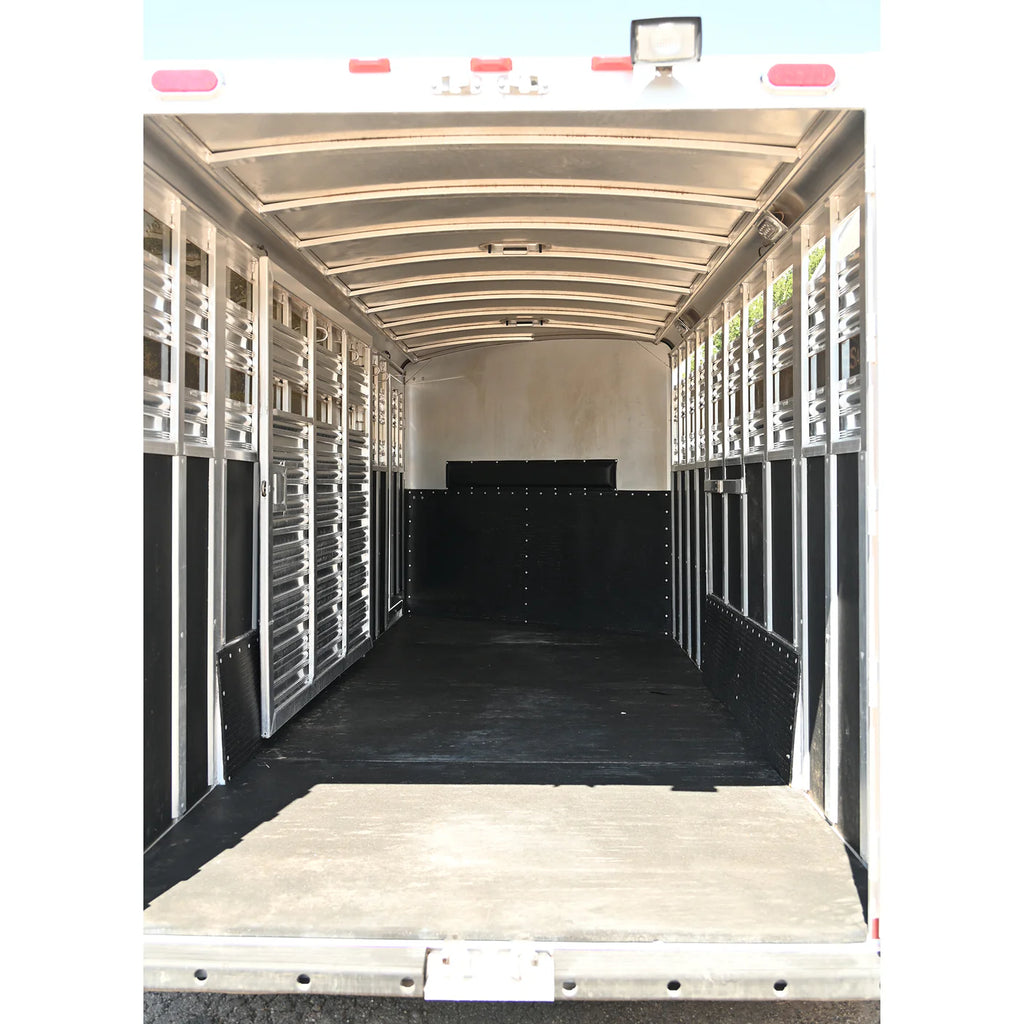 2017 Platinum Coach 25' C Sport Stock Combo Trailer