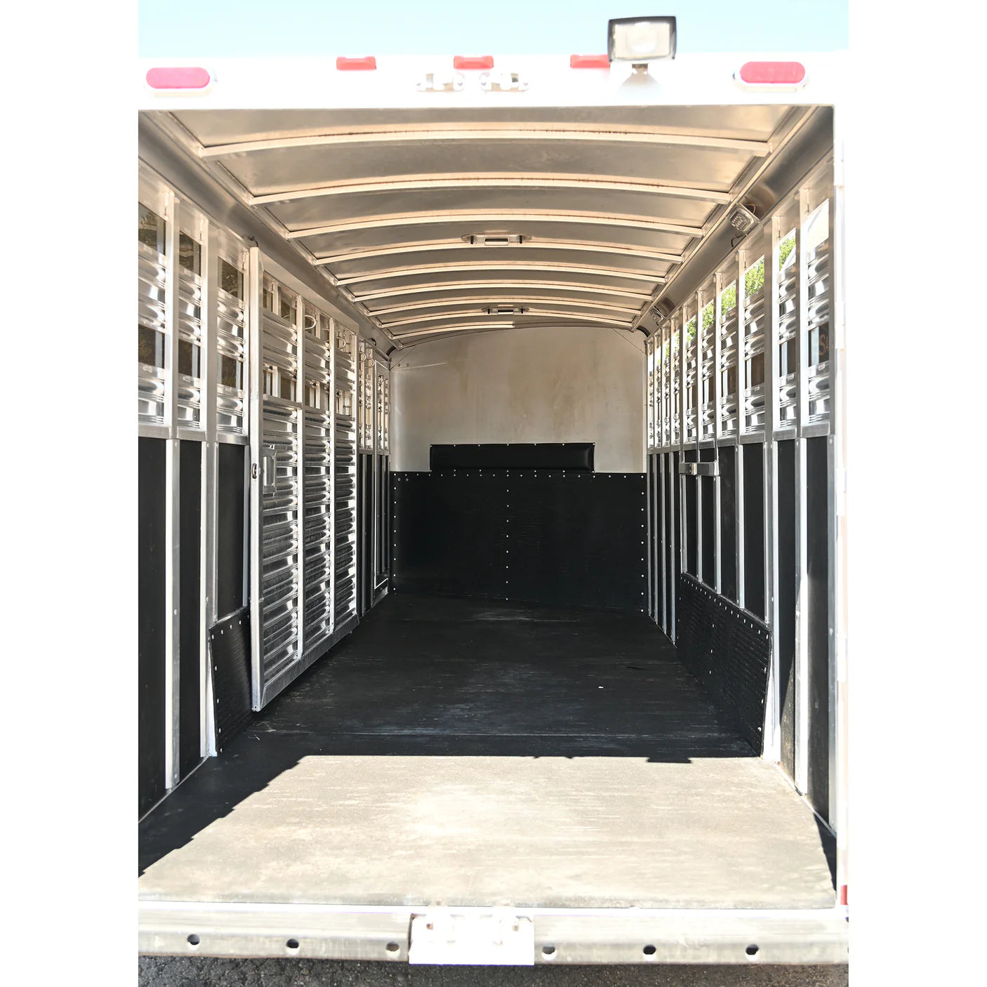 2017 Platinum Coach 25' C Sport Stock Combo Trailer