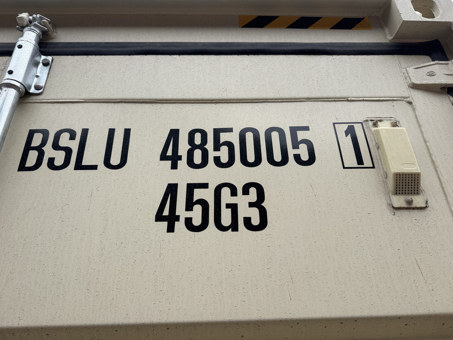 40′ x 8′ x 9.5′ Tall -New *High Cube**FOUR SIDE DOOR OPENINGS** Shipping/Storage Container