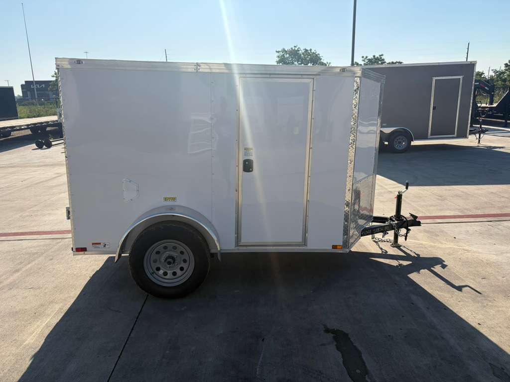 2026 5’x8′ Enclosed Trailer 2990 GVWR