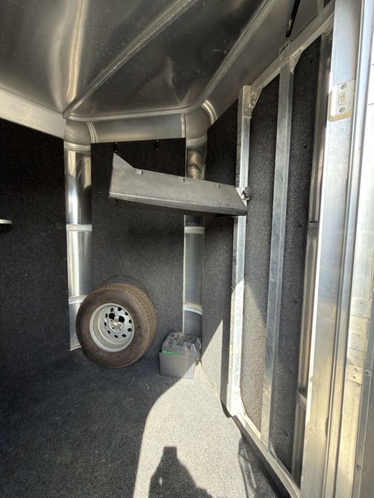 2015 Charmac  Trailers Lariat 2 Horse Bumper Pull