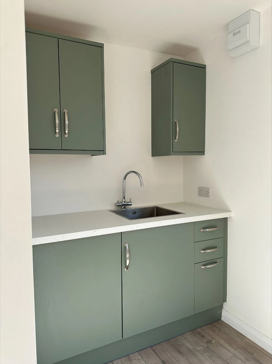7.5 x 3m Office with kitchenette/WC