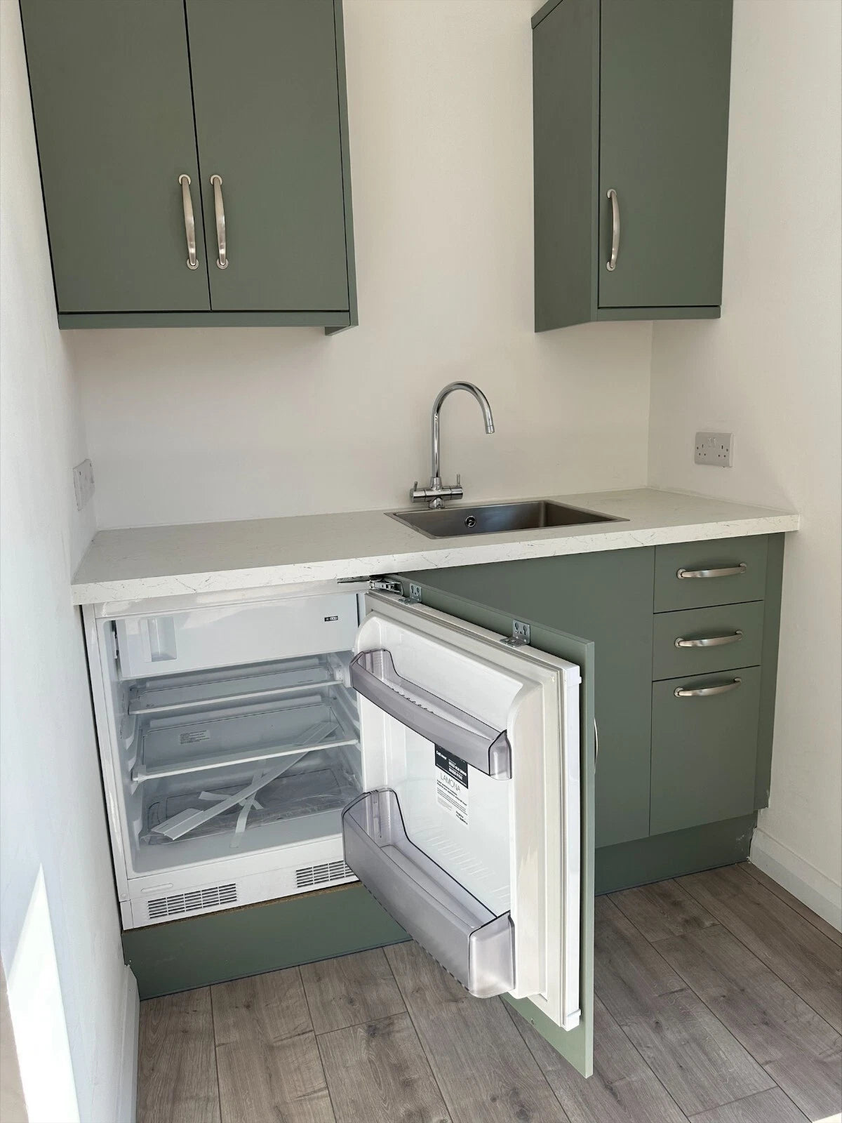 7.5 x 3m Office with kitchenette/WC